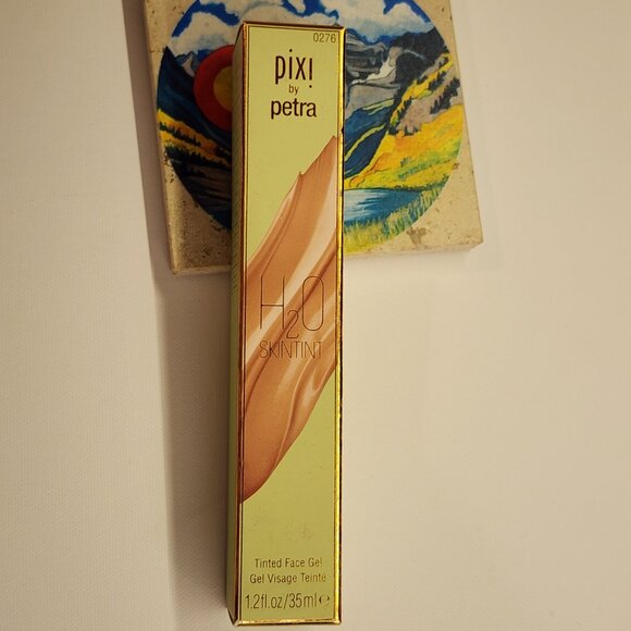 Pixi by Petra H2O Skintint Foundation - 0276 - Picture 5 of 13